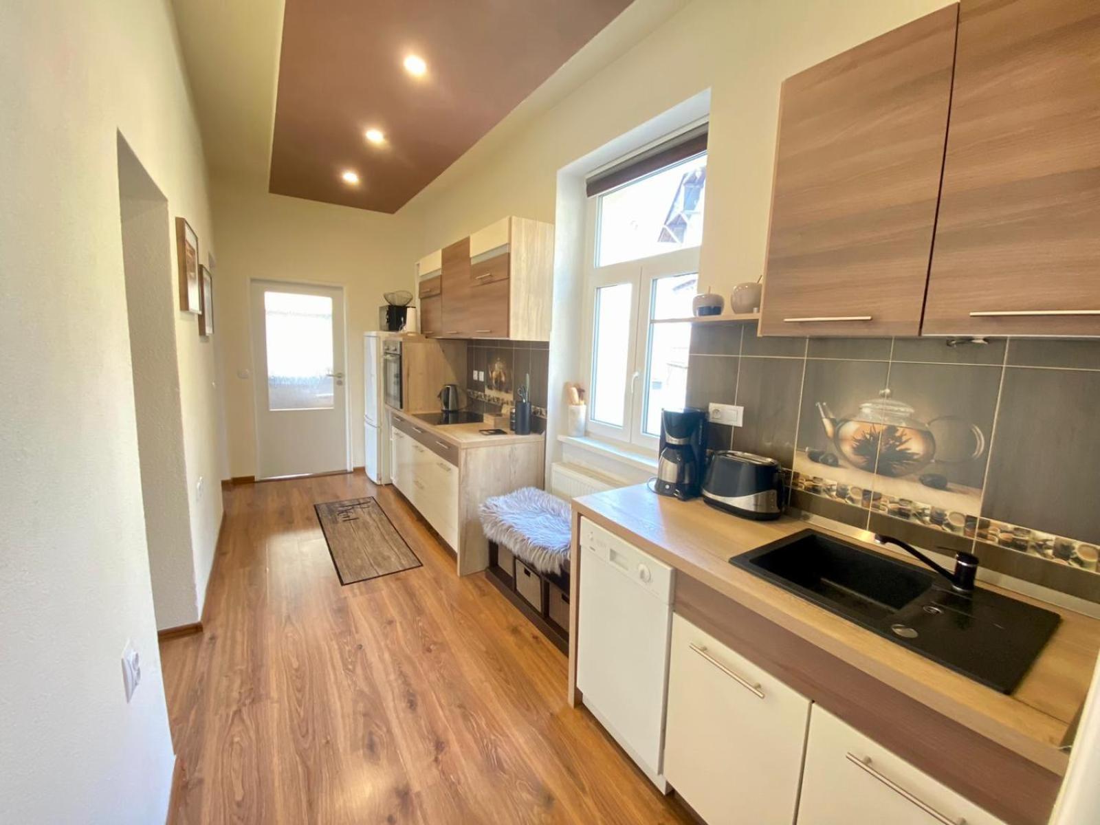 City Center Apartment Katarina マリアーンスケー・ラーズニェ エクステリア 写真