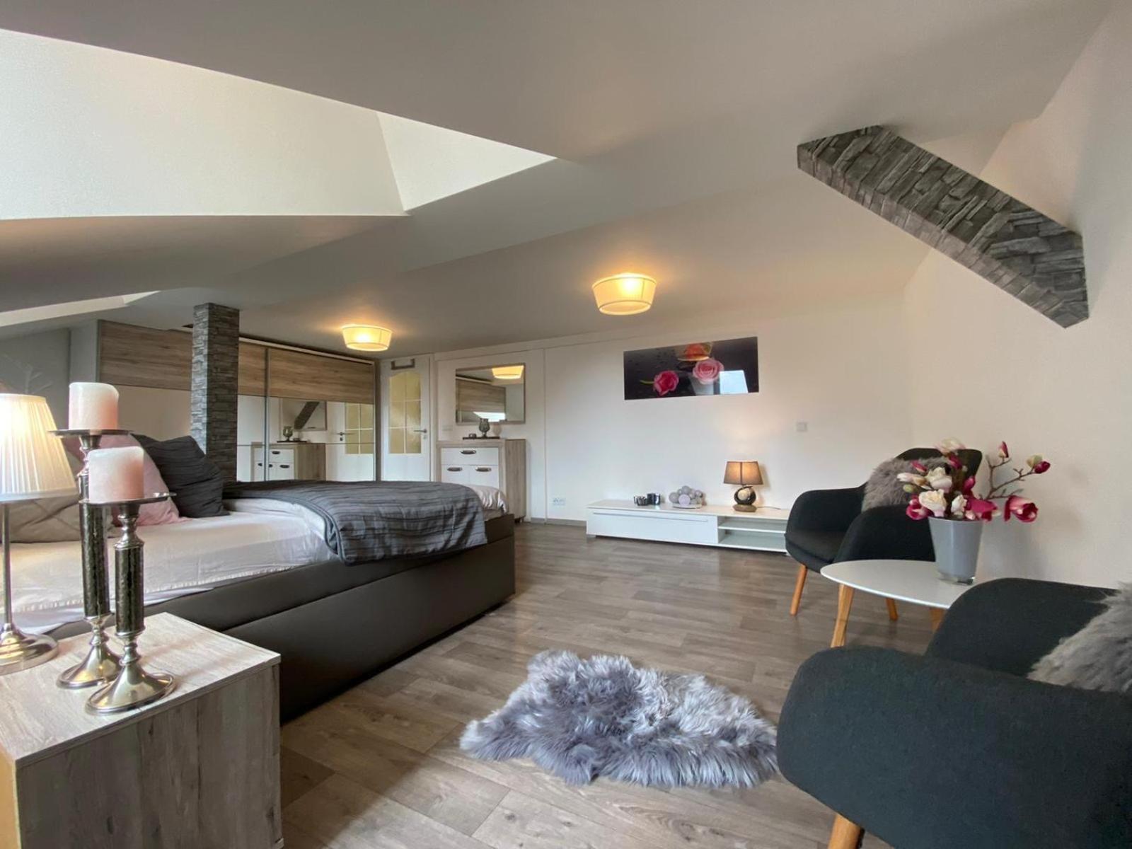City Center Apartment Katarina マリアーンスケー・ラーズニェ エクステリア 写真